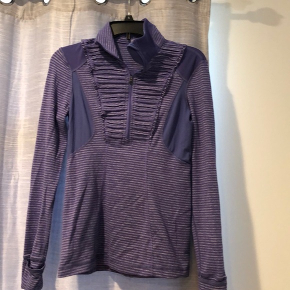 Lululemon long sleeve top - Picture 1 of 7